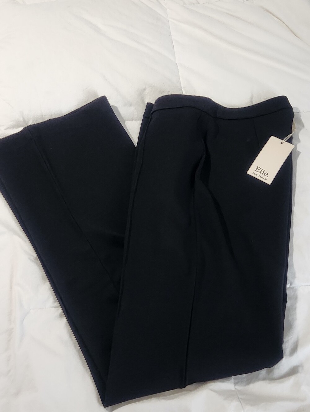 Elie Tahari Stretch Knit Pants Flared Leg Size 10 Black 32" Inseam NEW